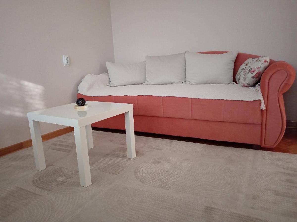 Red Square Apartment ピロト エクステリア 写真
