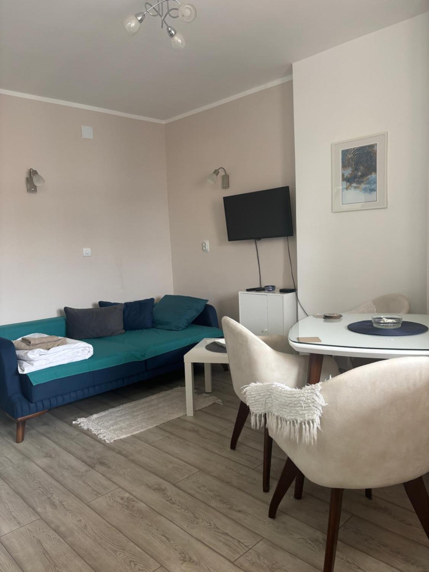Red Square Apartment ピロト エクステリア 写真