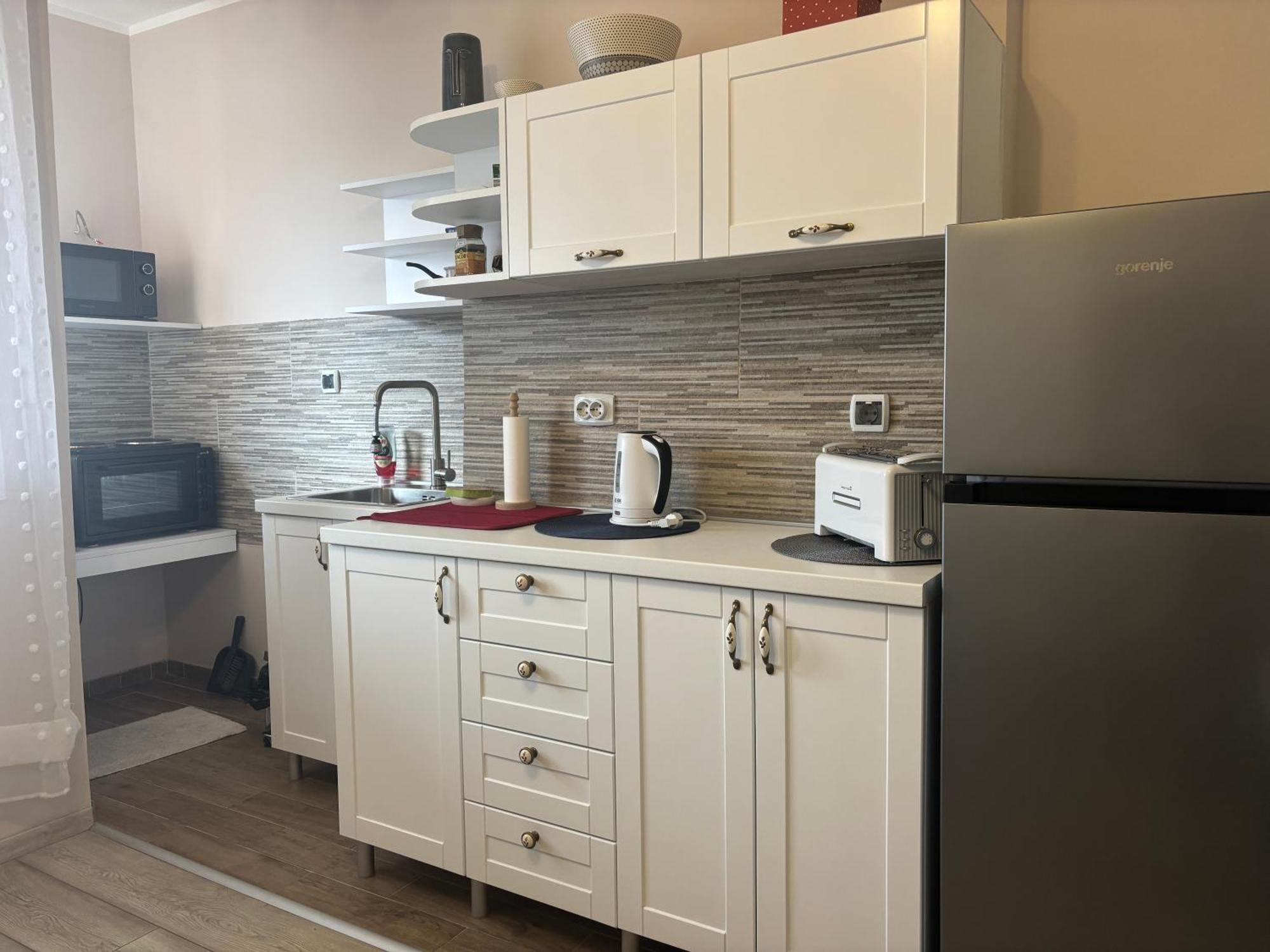 Red Square Apartment ピロト エクステリア 写真
